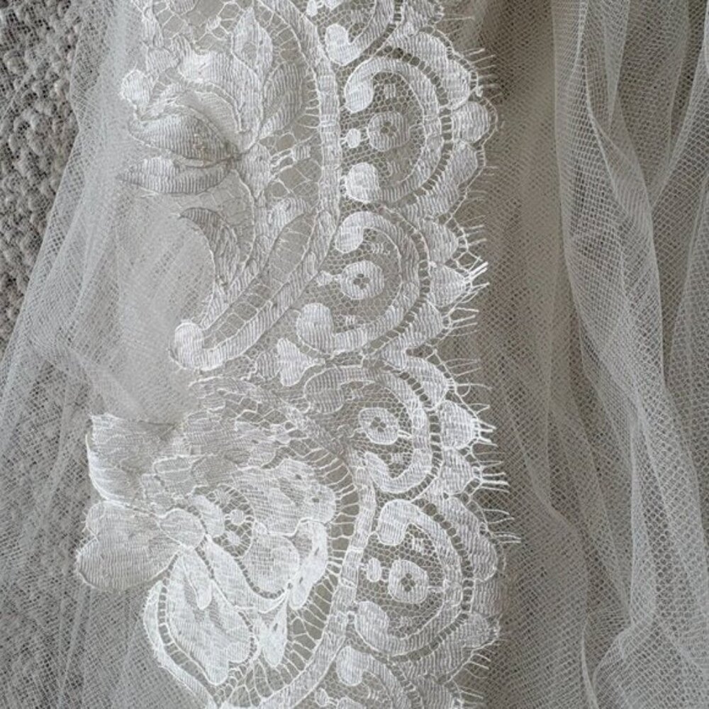 Vintage Lace Cathedral Wedding Veil Romantic Bridal Veil Long Train White - Picture 3 of 7